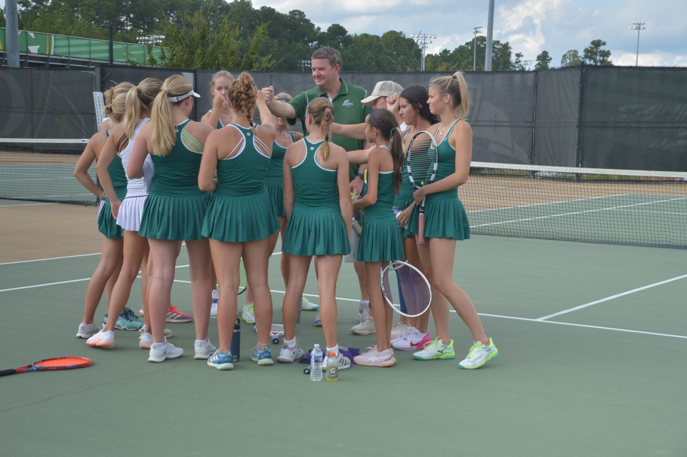 Girls Tennis Wraps up Cap-6 Title, has State Championship Hopes