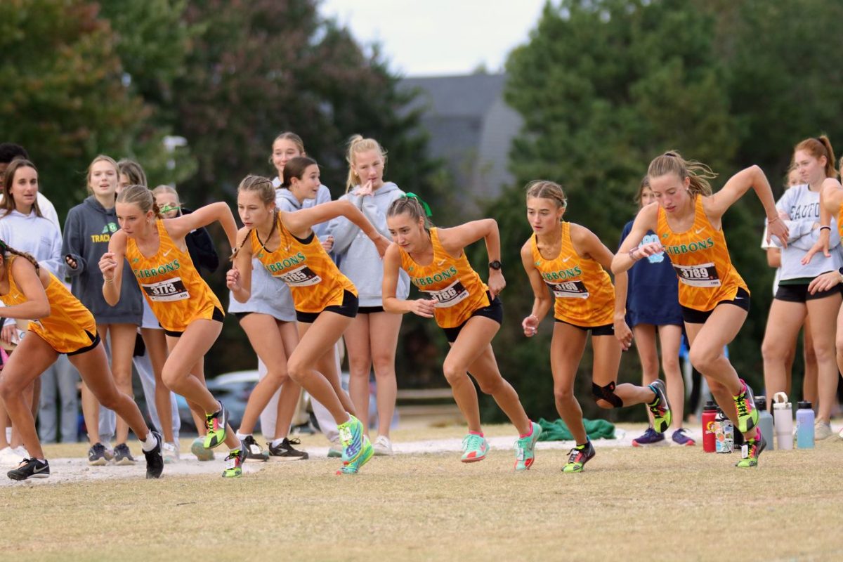 Women's Cross Country has Big Postseason Expectations this Year