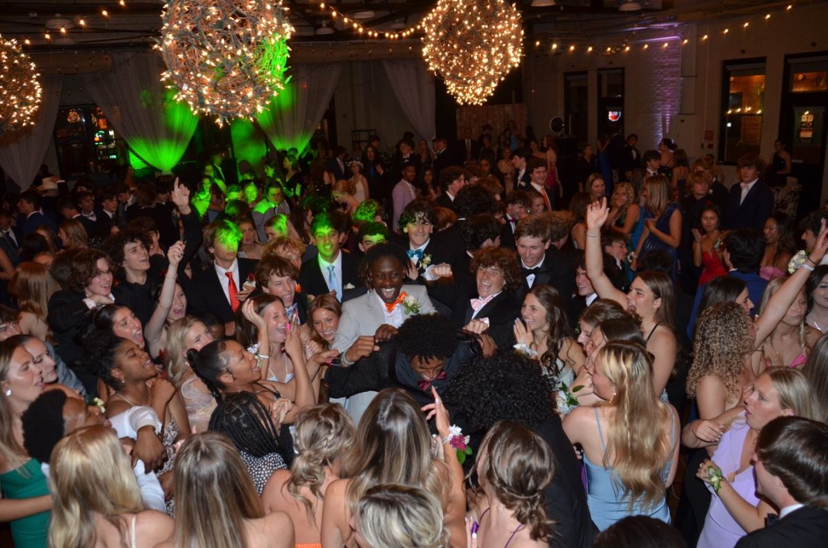 What You Need to Know About This Year's Prom