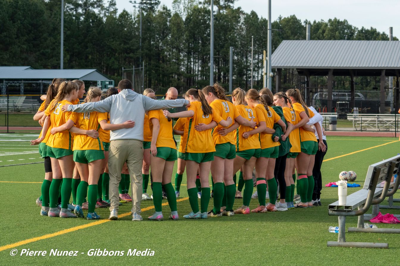 Girls Soccer Aims For Playoff Success